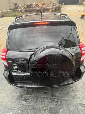 Toyota RAV4 2010 Black