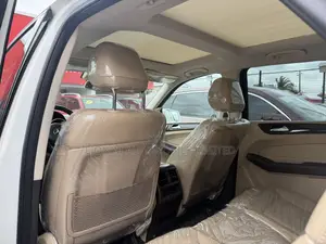 Mercedes-Benz GLE-Class GLE 550 4MATIC 2017 White