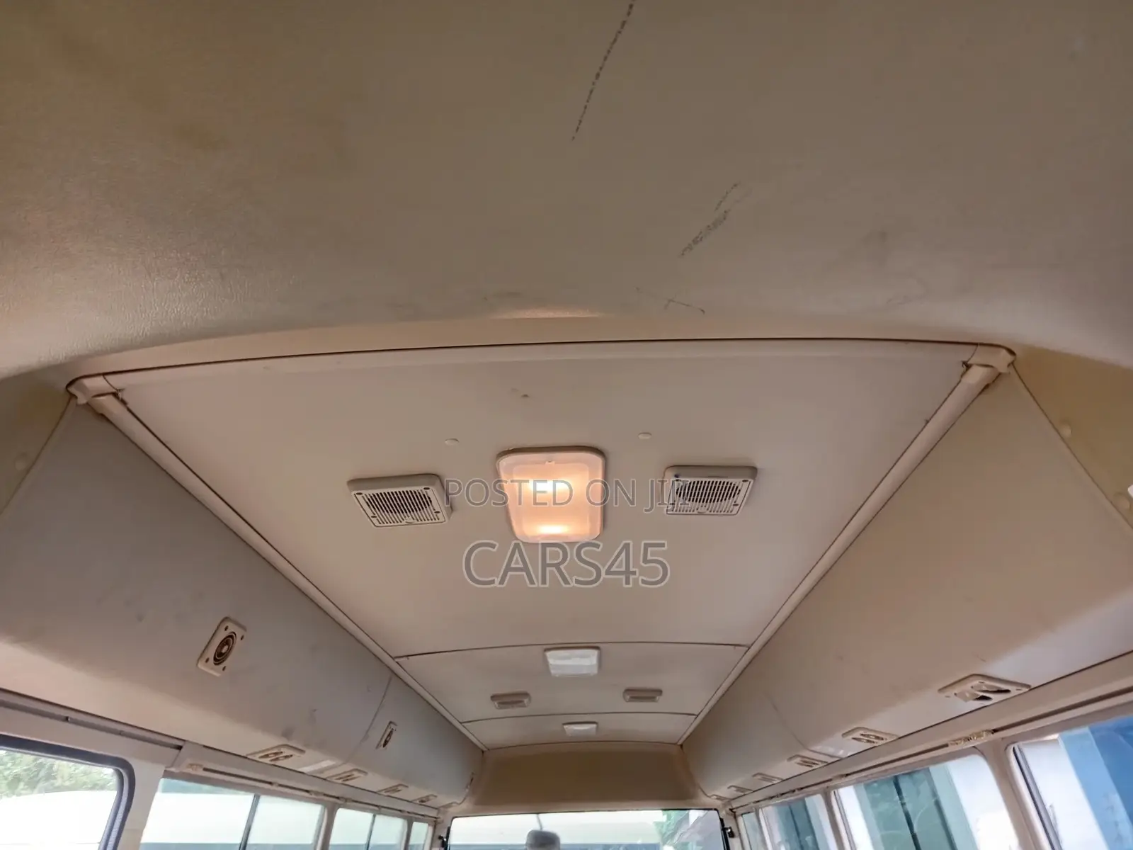 Toyota Coaster 2017 Beige