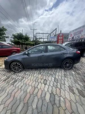 Toyota Corolla S Premium 4dr Sedan (1.8L 4cyl CVT) 2015 Gray