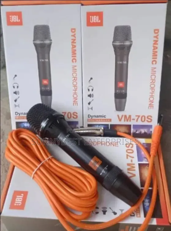 JBL Dynamic Microphone v M70s