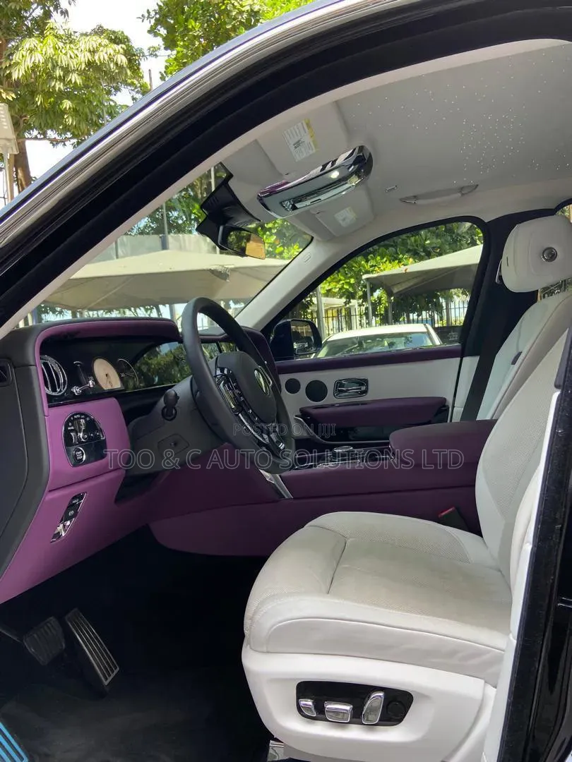 New Rolls-Royce Cullinan 2025 Black