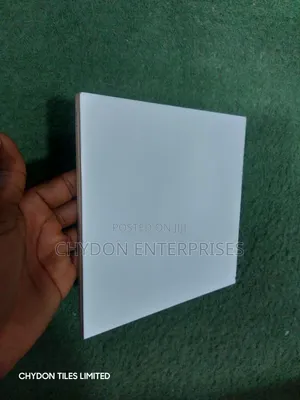 20by20 Plain White