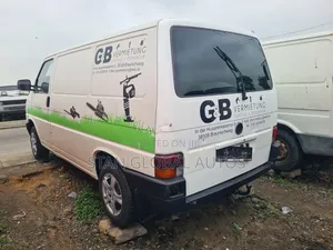 Volkswagen Transporter 2003 White
