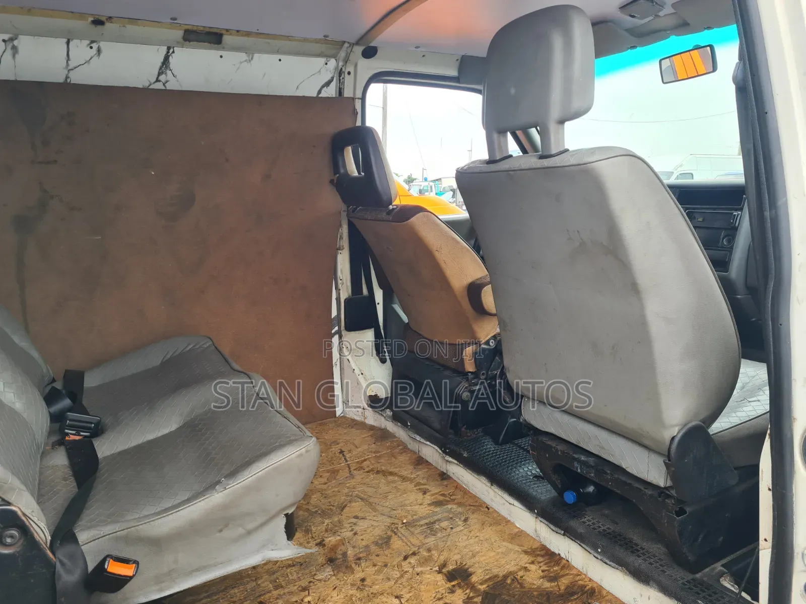 Volkswagen Transporter 2003 White