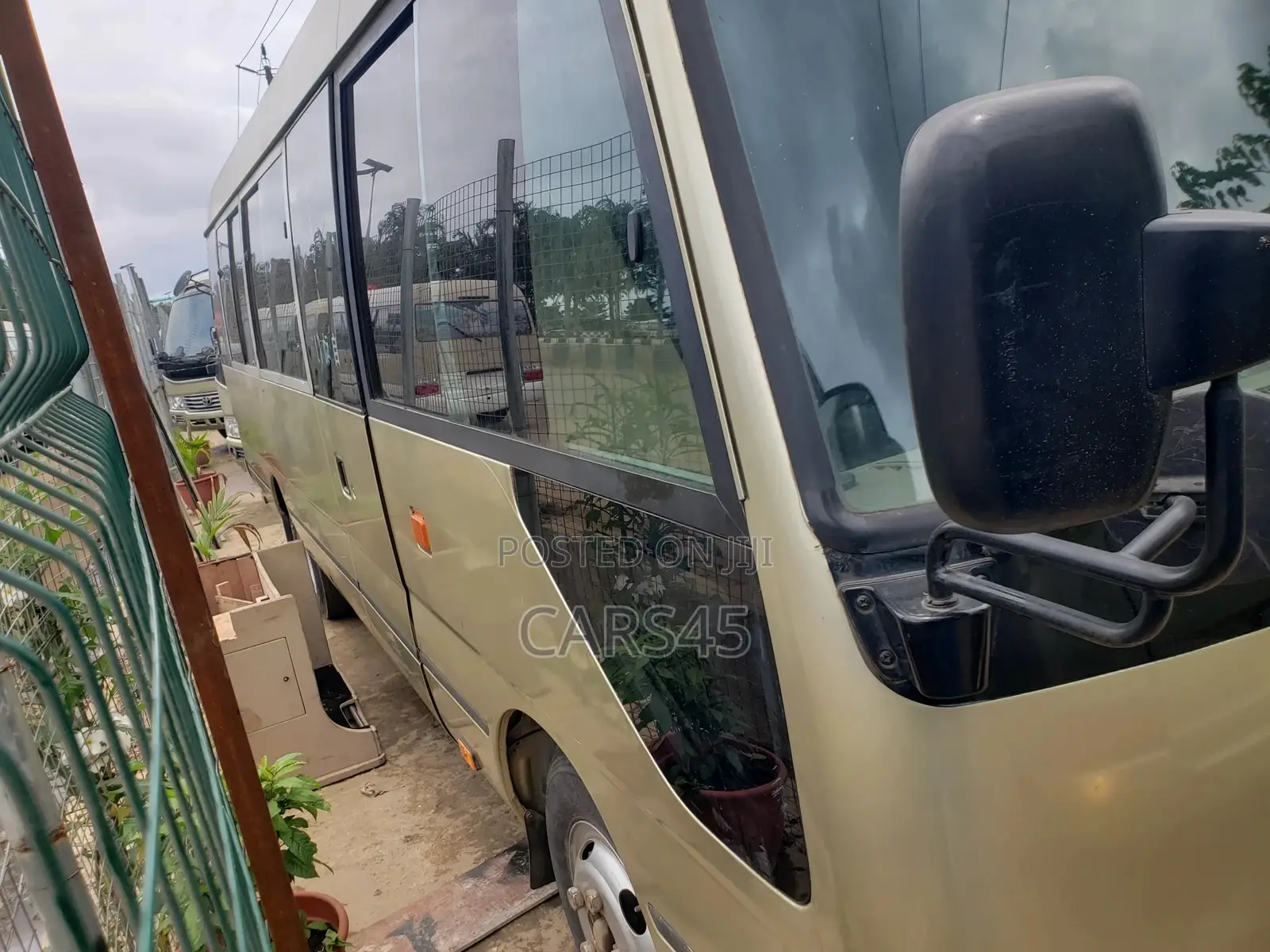 Toyota Coaster 2006 Beige