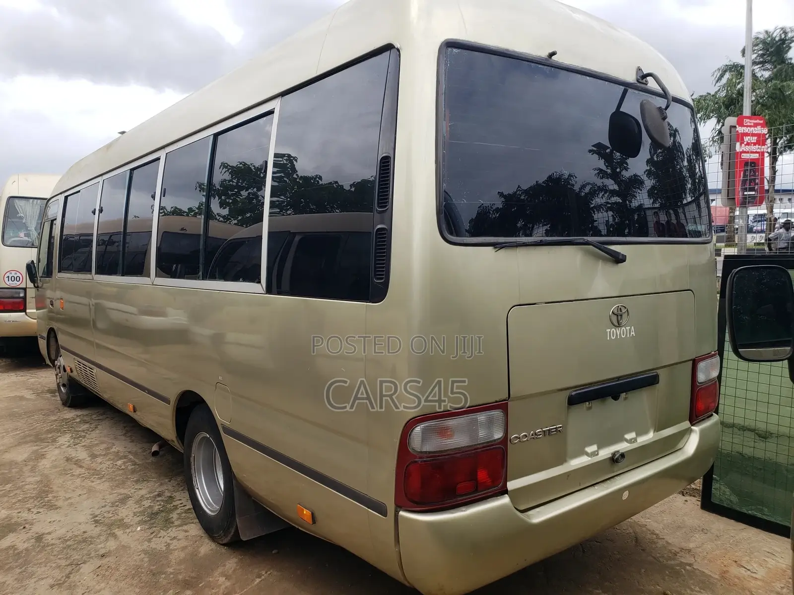 Toyota Coaster 2006 Beige