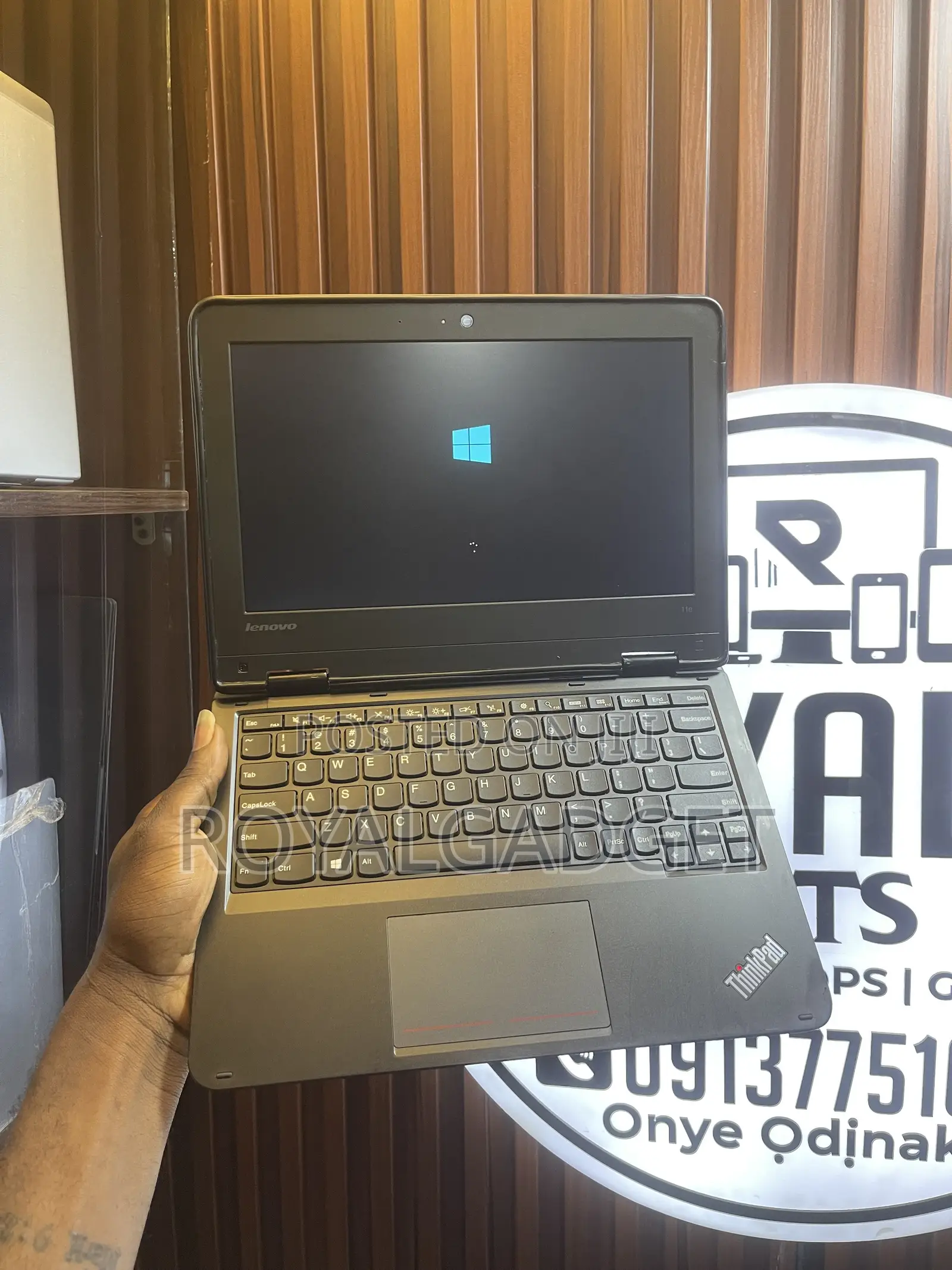 Laptop Lenovo ThinkPad 11e 4GB Intel Celeron HDD+SSD 72GB