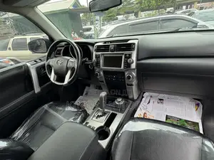 Toyota 4-Runner 2010 Gray