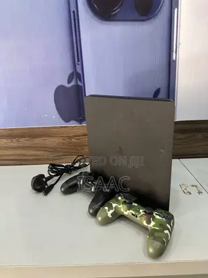 Ps4 Slim With Games 2pads