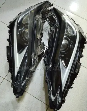 Headlights Lexus Es350 2020