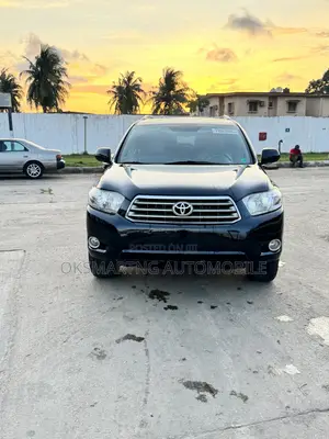 Toyota Highlander Limited 2010 Black