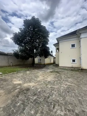 5bdrm Duplex in Soccer Arenas, GRA Phase 2 / Port-Harcourt for rent