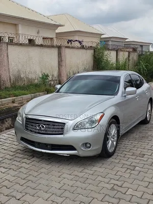 Infiniti M 2011 Silver