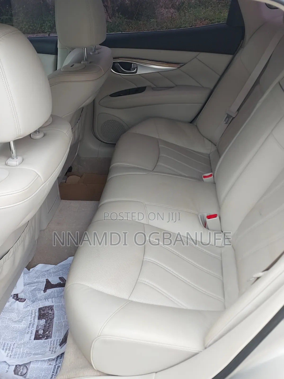 Infiniti M 2011 Silver