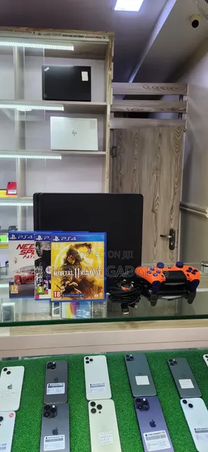 Clean Ps4 Slim Cracked With 6 Games Inside