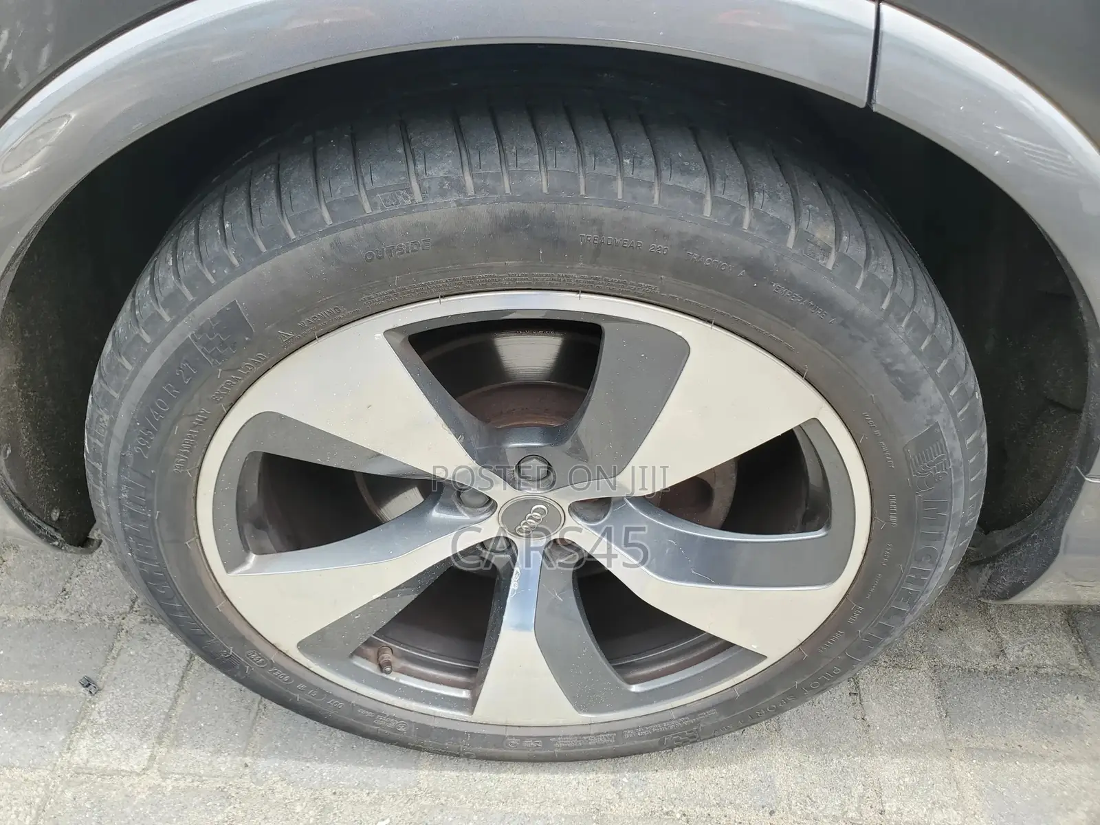 Audi Q7 2016 Gray