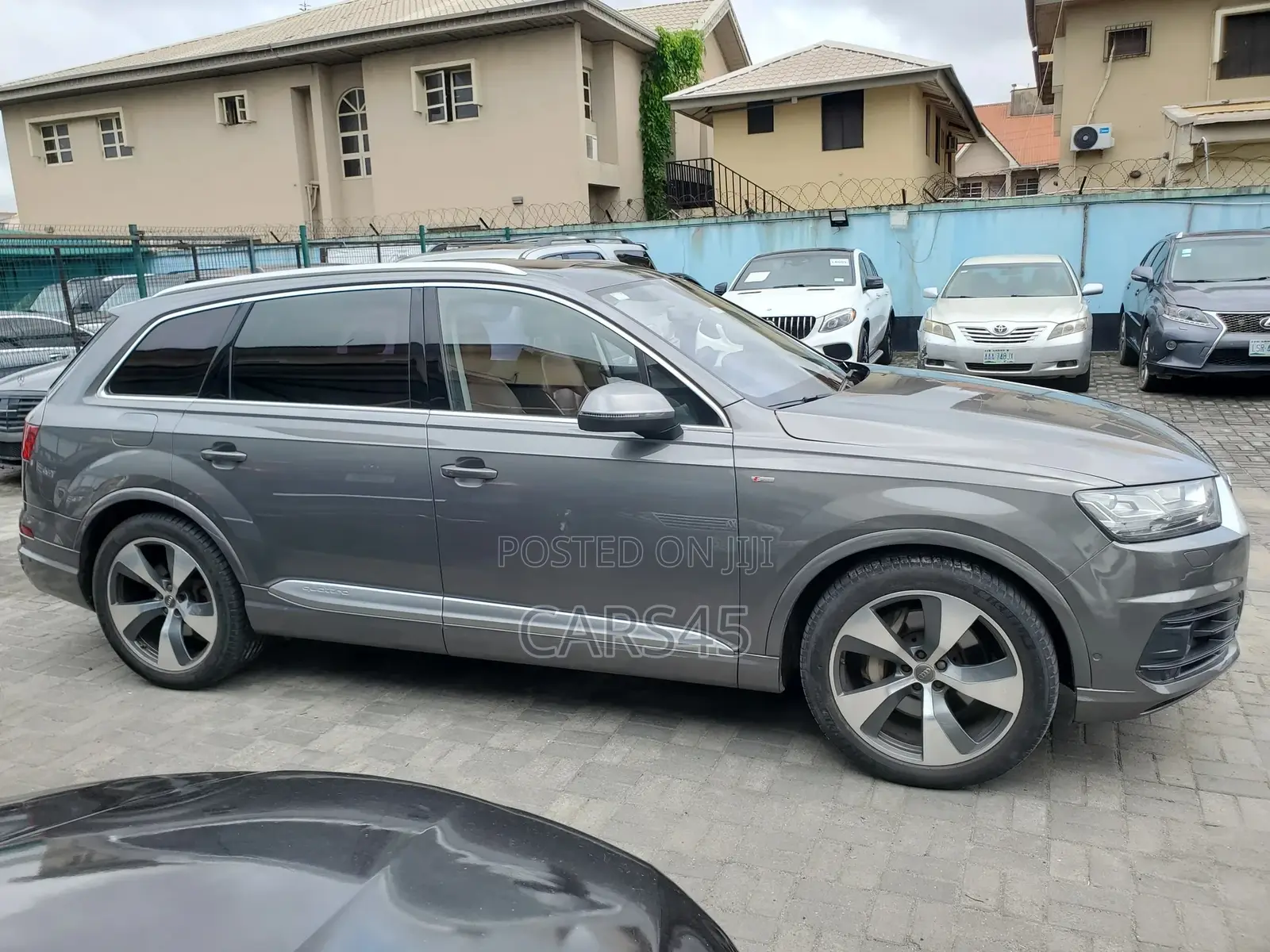 Audi Q7 2016 Gray