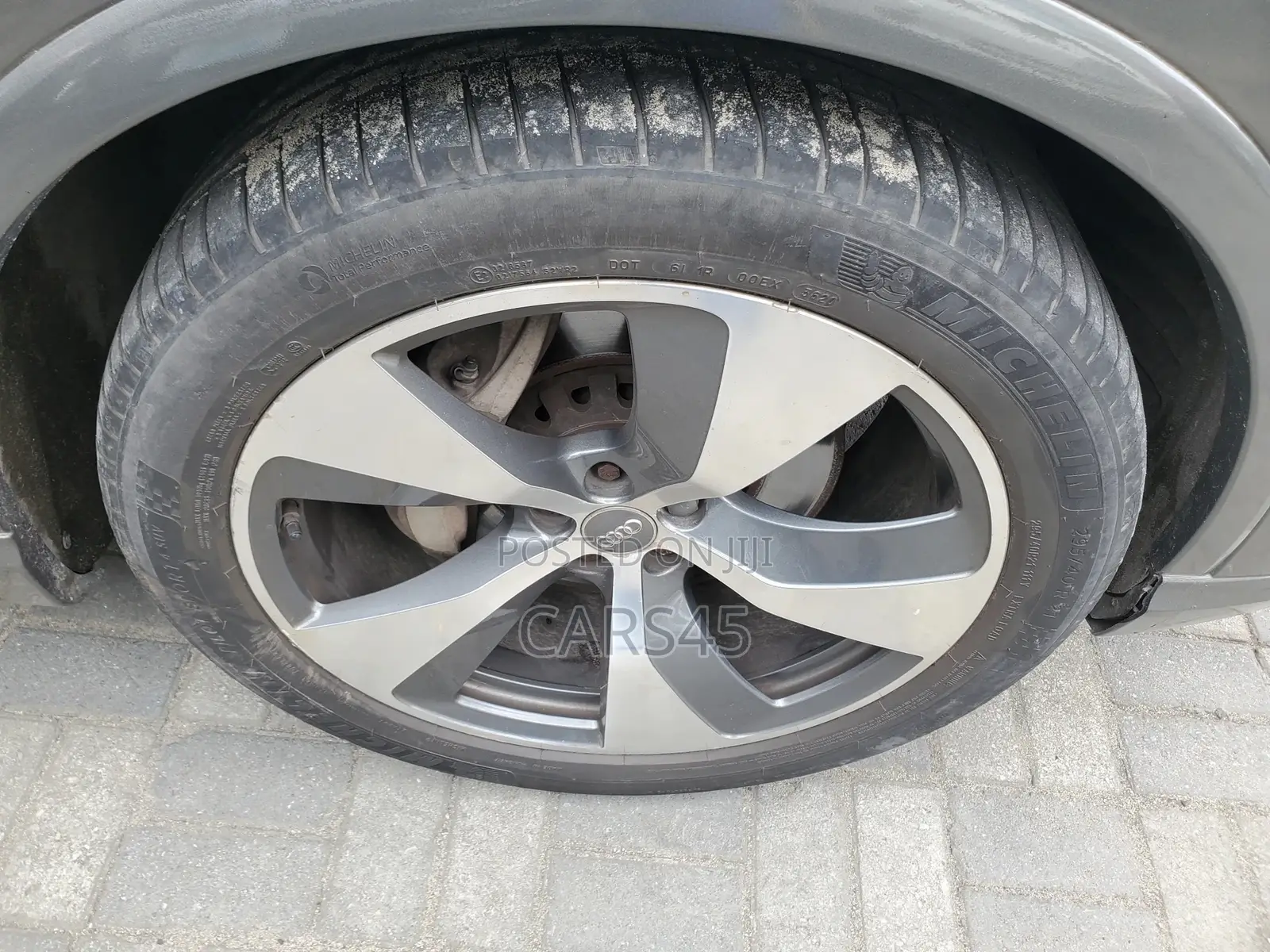 Audi Q7 2016 Gray
