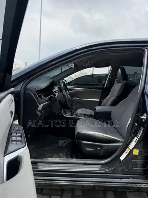 Toyota Camry SE 4dr Sedan (2.5L 4cyl 6A) 2017 Black