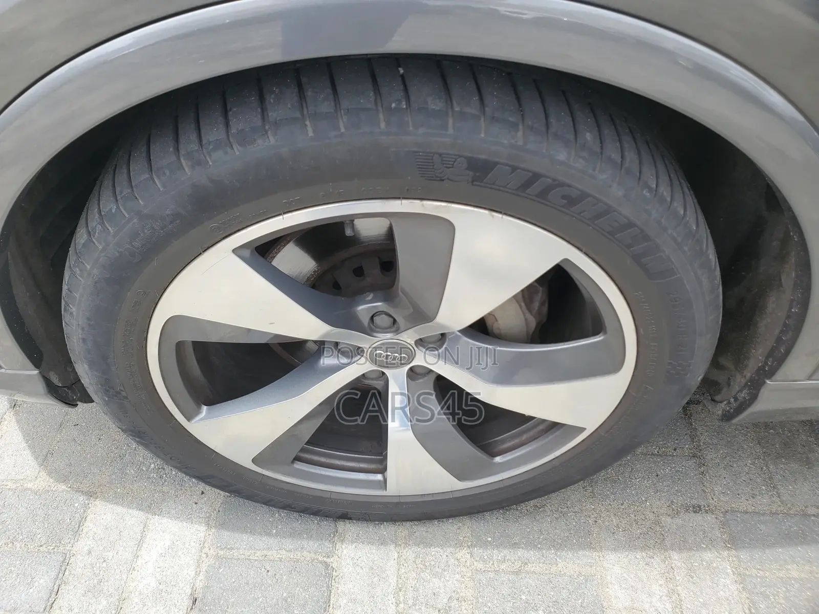 Audi Q7 2016 Gray