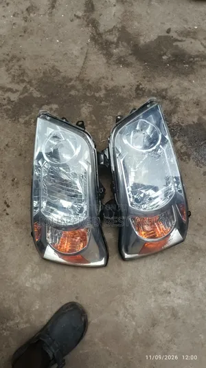 Headlamp Toyota Highlander 2005 Model