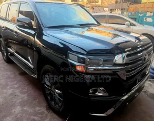 Toyota Land Cruiser 2014 Black
