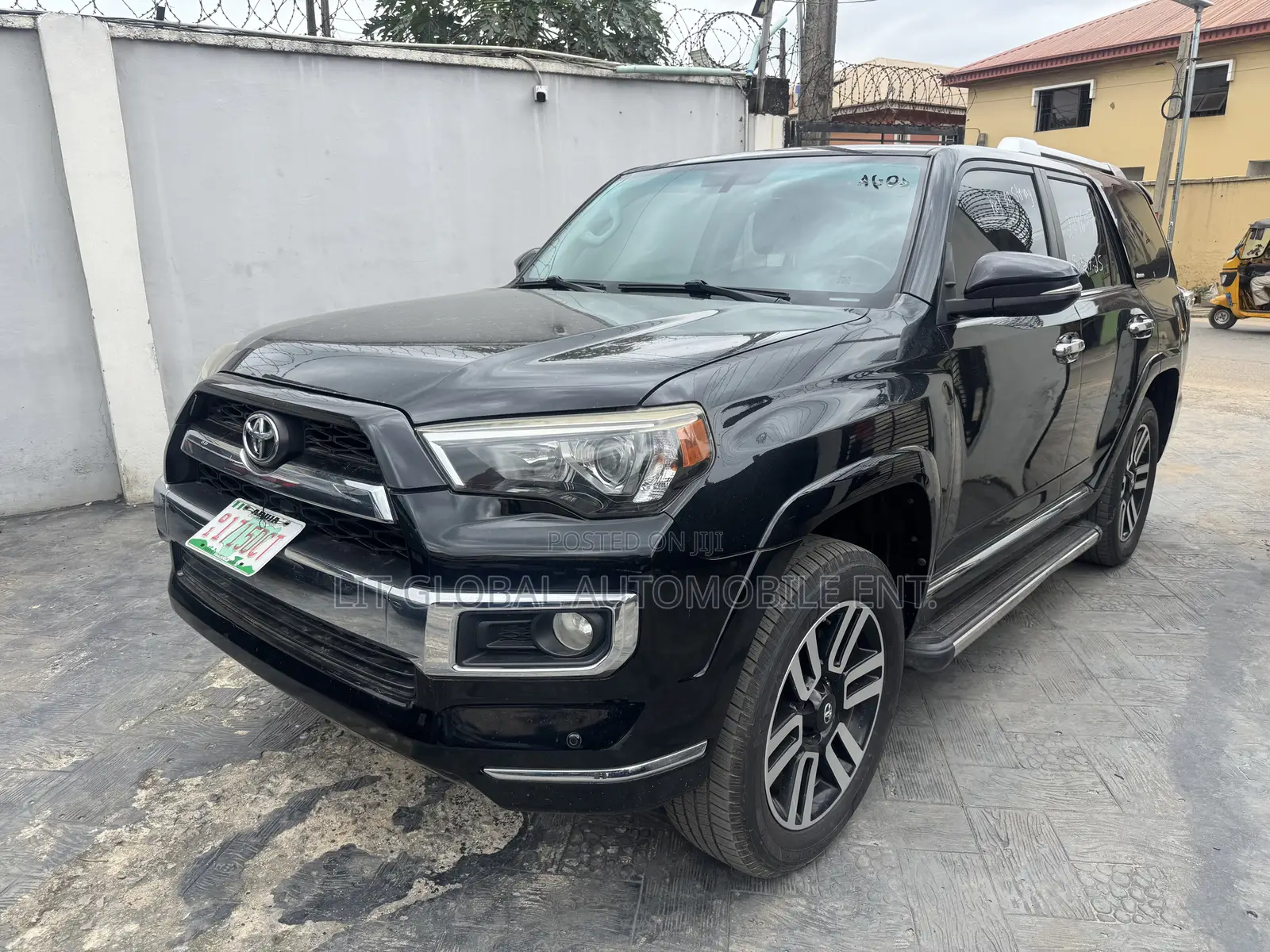 Toyota 4-Runner 2015 Black