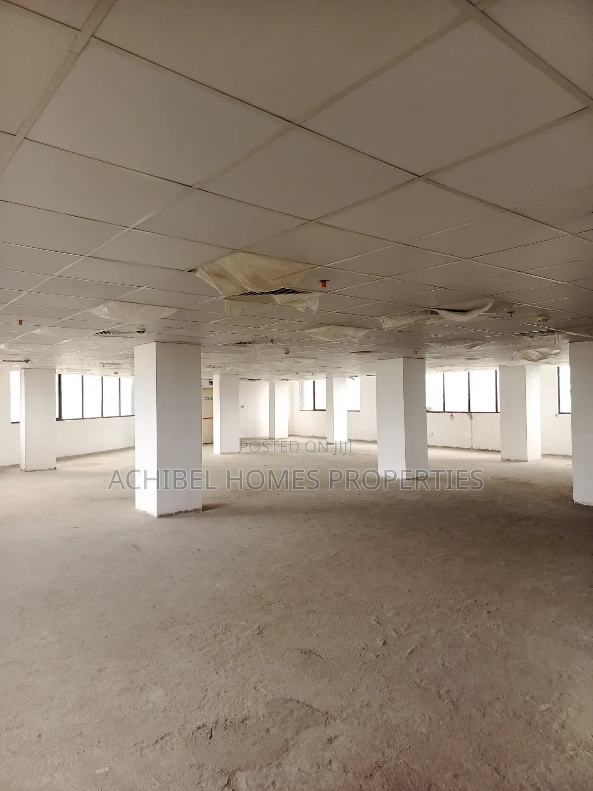 A 256 Square Meter Serviced Office Space