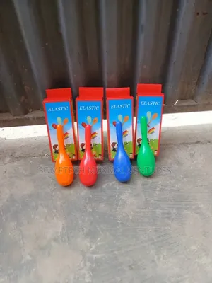 Fragile Maracas