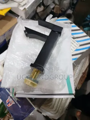 Black Bathroom Basin Faucet