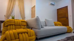 CHEVY NIK 5 Bedroom Apartment With a Ps5 Chevron, Lekki