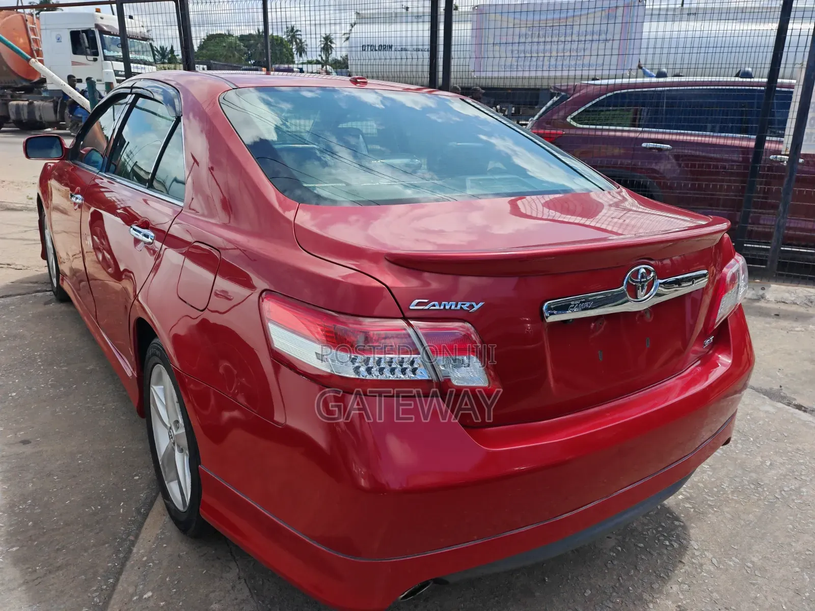 Toyota Camry 2010 Red