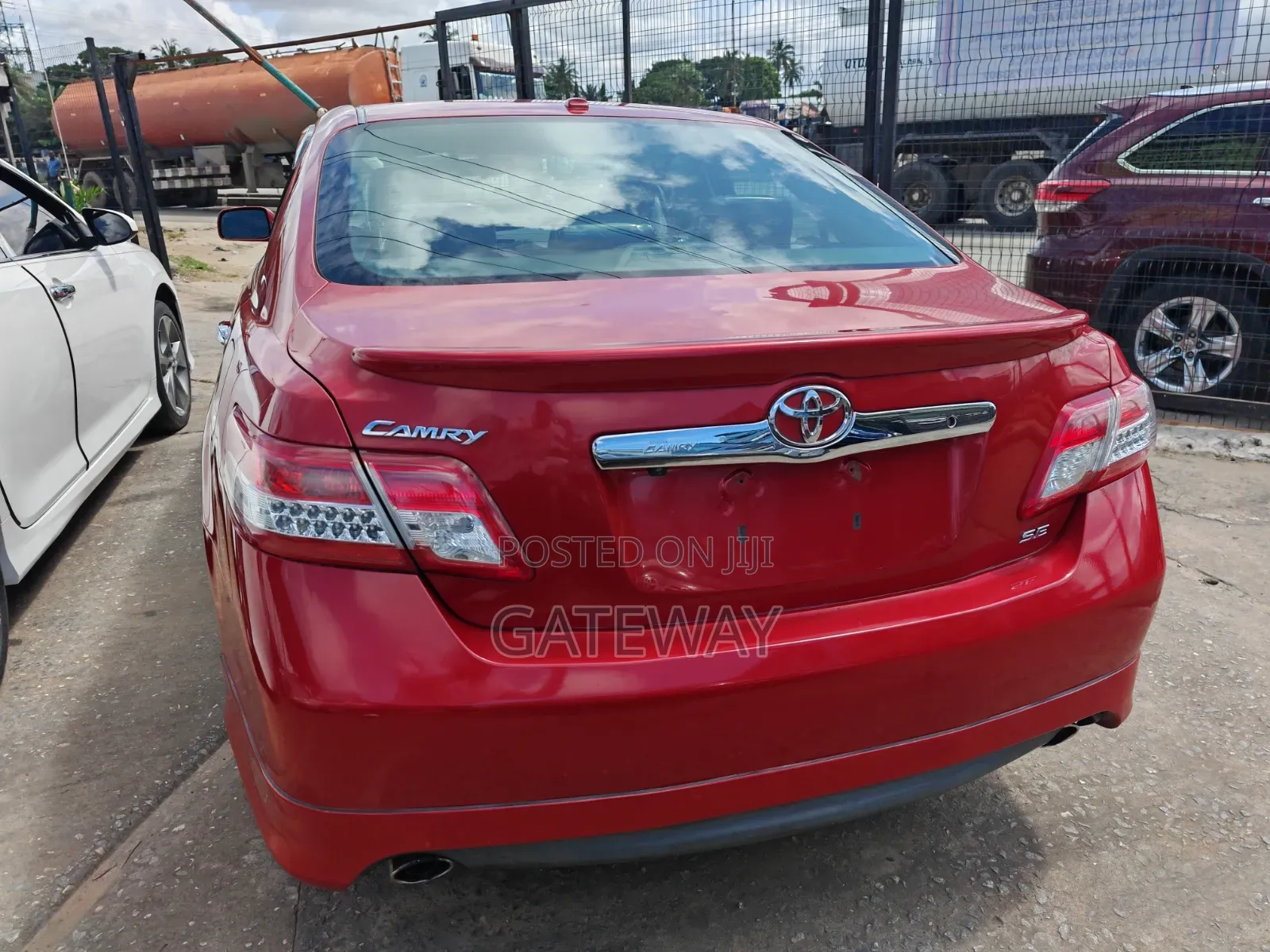 Toyota Camry 2010 Red
