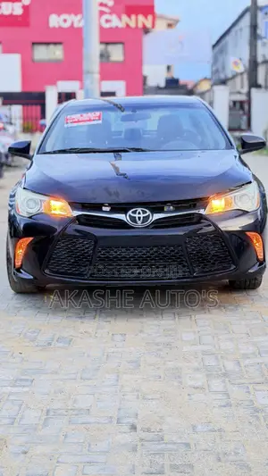 Toyota Camry SE 4dr Sedan (2.5L 4cyl 6A) 2017 Black