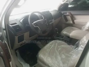 Toyota Land Cruiser Prado 2023 White