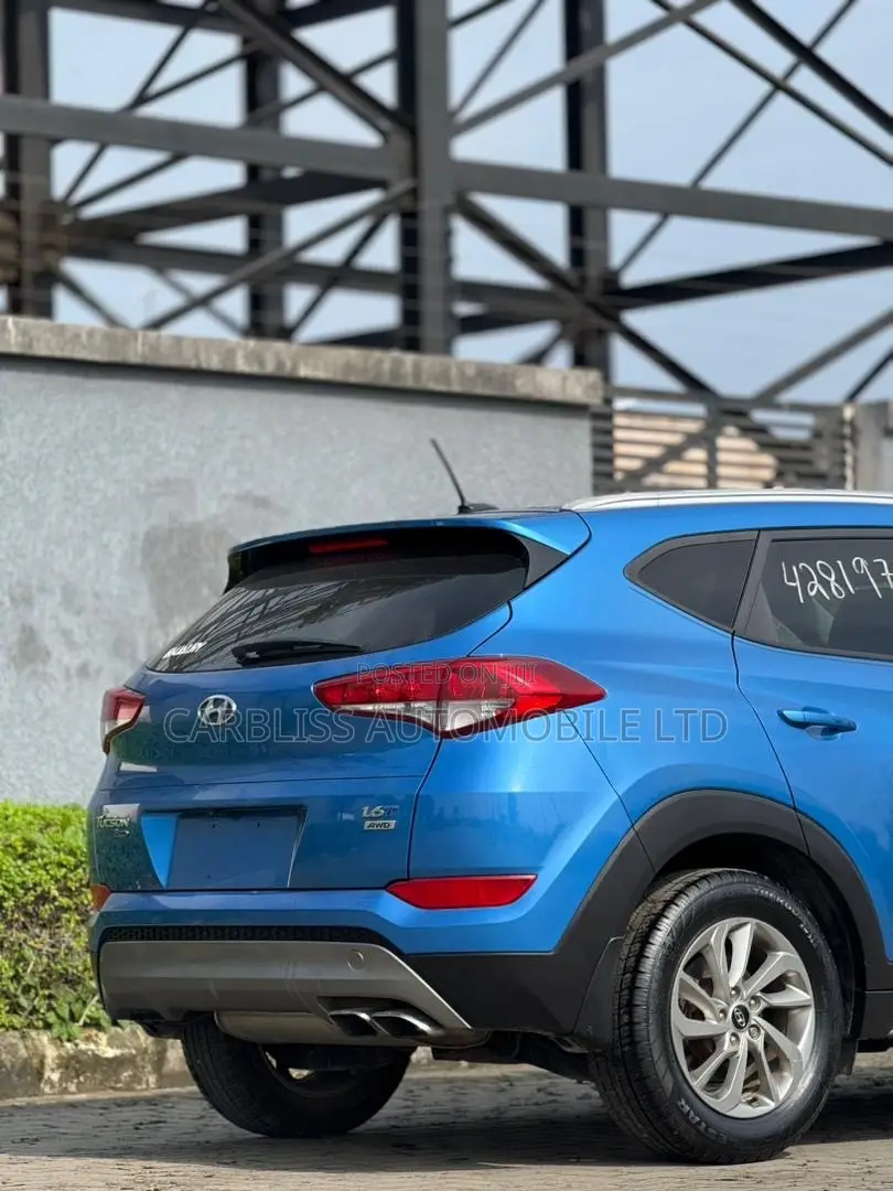 Hyundai Tucson 2017 Blue