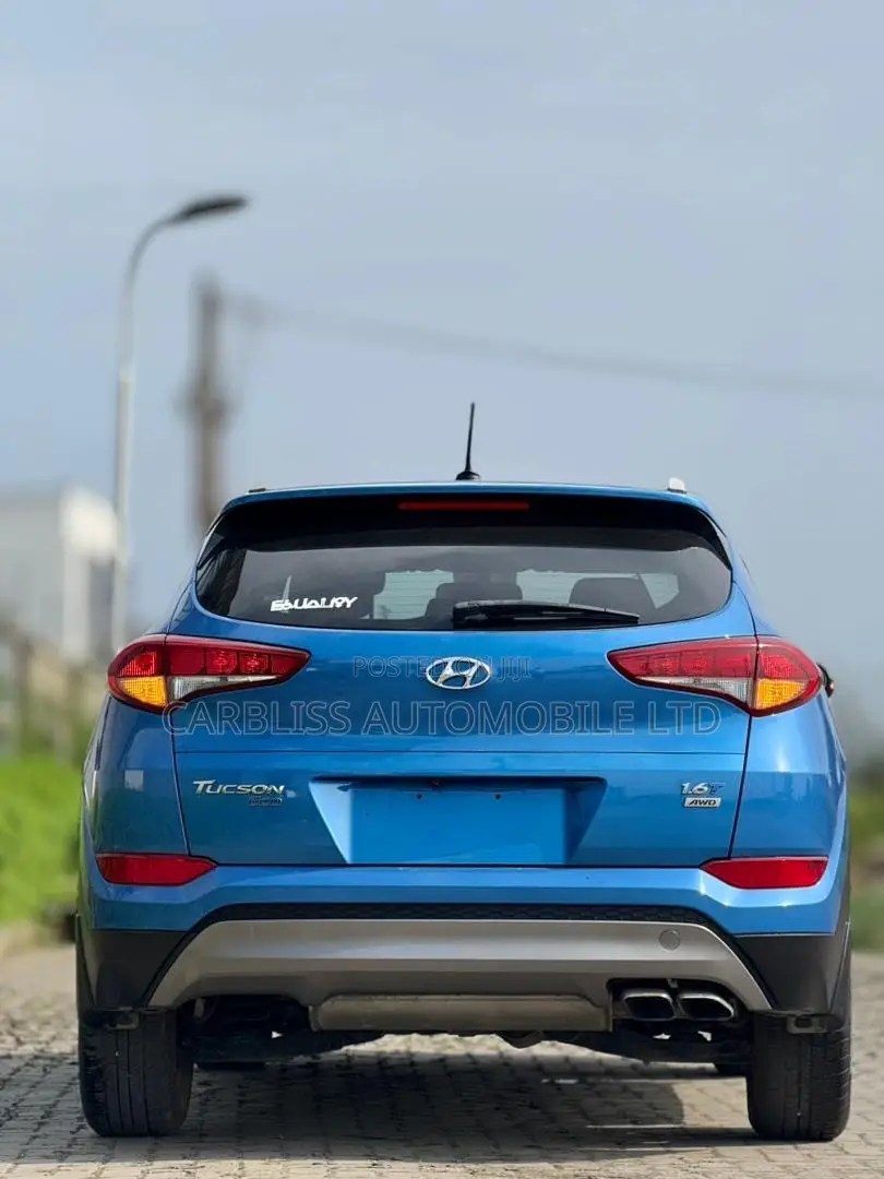 Hyundai Tucson 2017 Blue