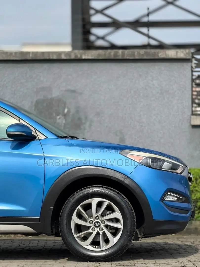 Hyundai Tucson 2017 Blue