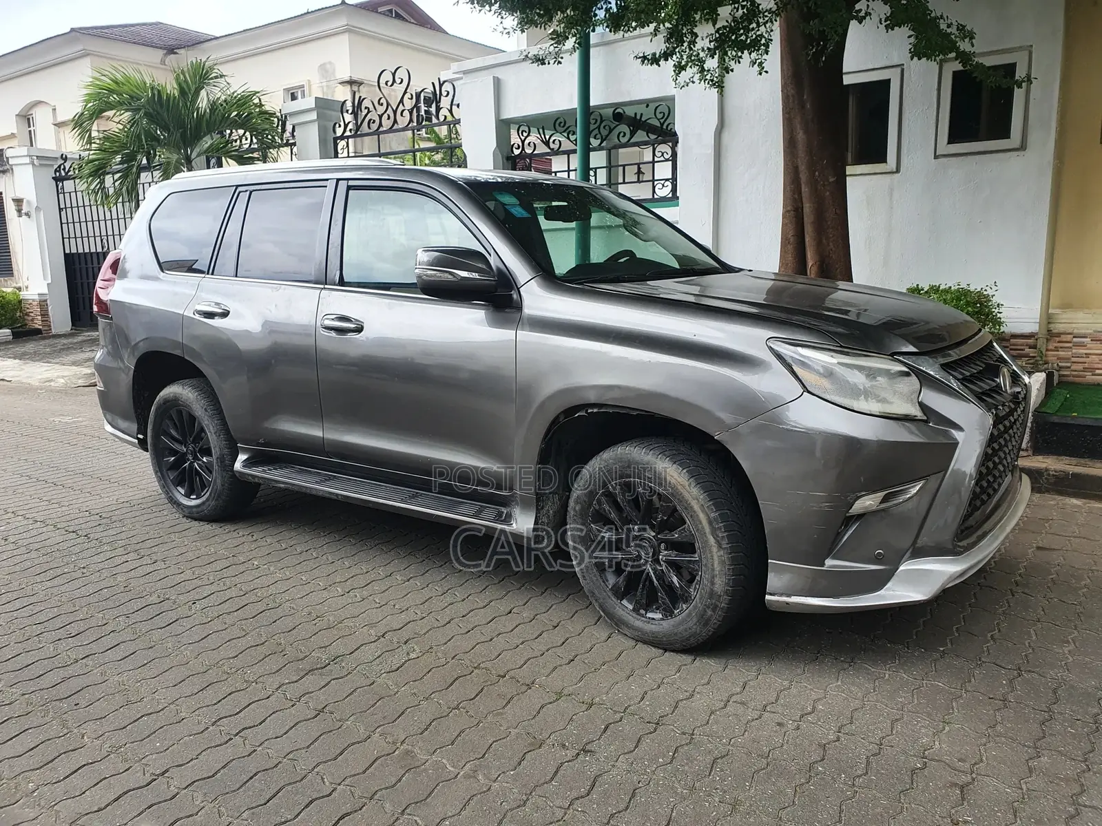 Lexus GX 2010 Gray