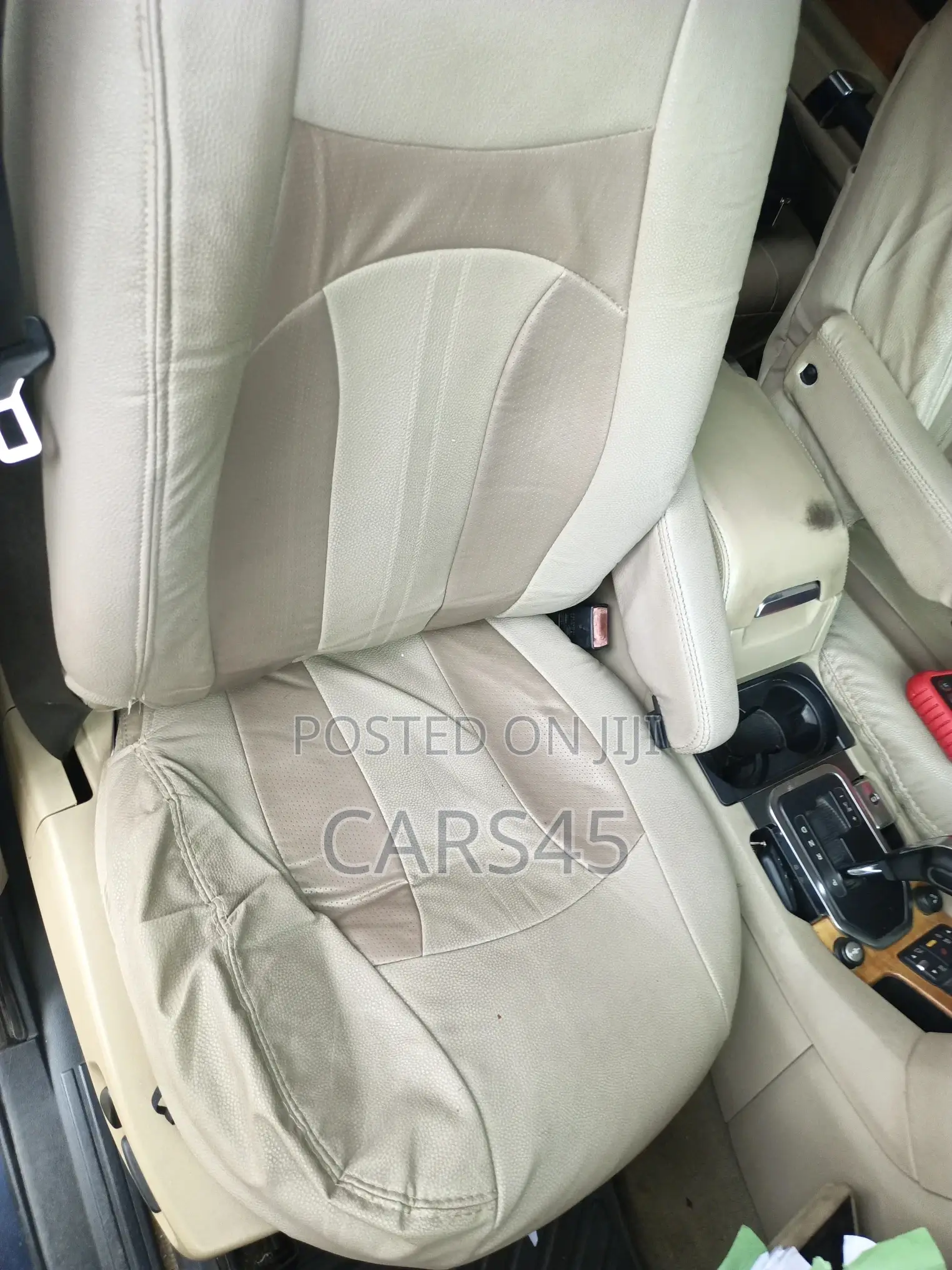Land Rover Lr4 2013 Blue