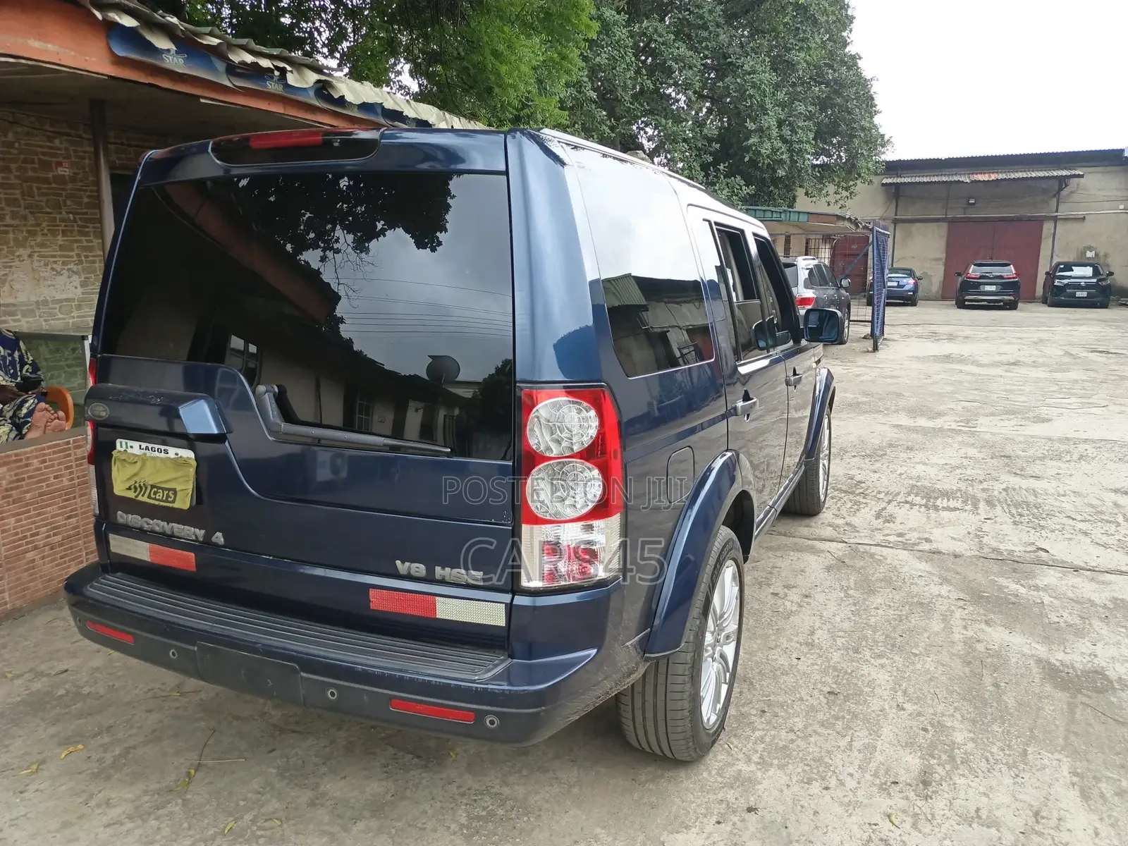 Land Rover Lr4 2013 Blue