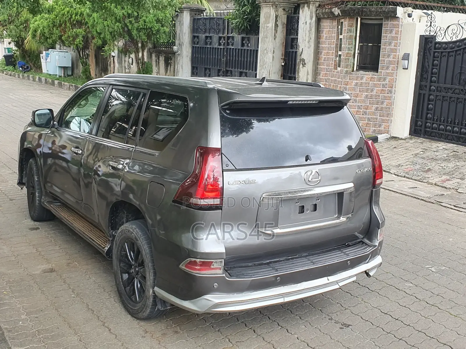 Lexus GX 2010 Gray