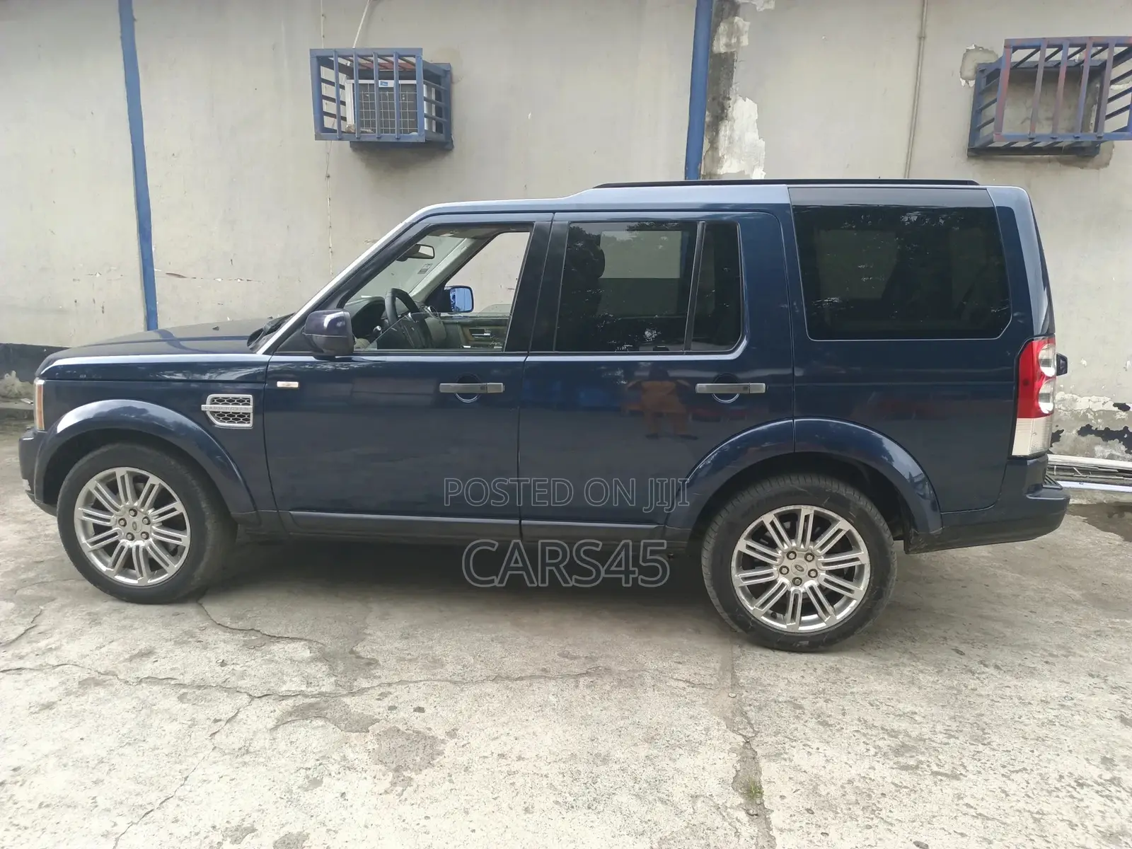 Land Rover Lr4 2013 Blue