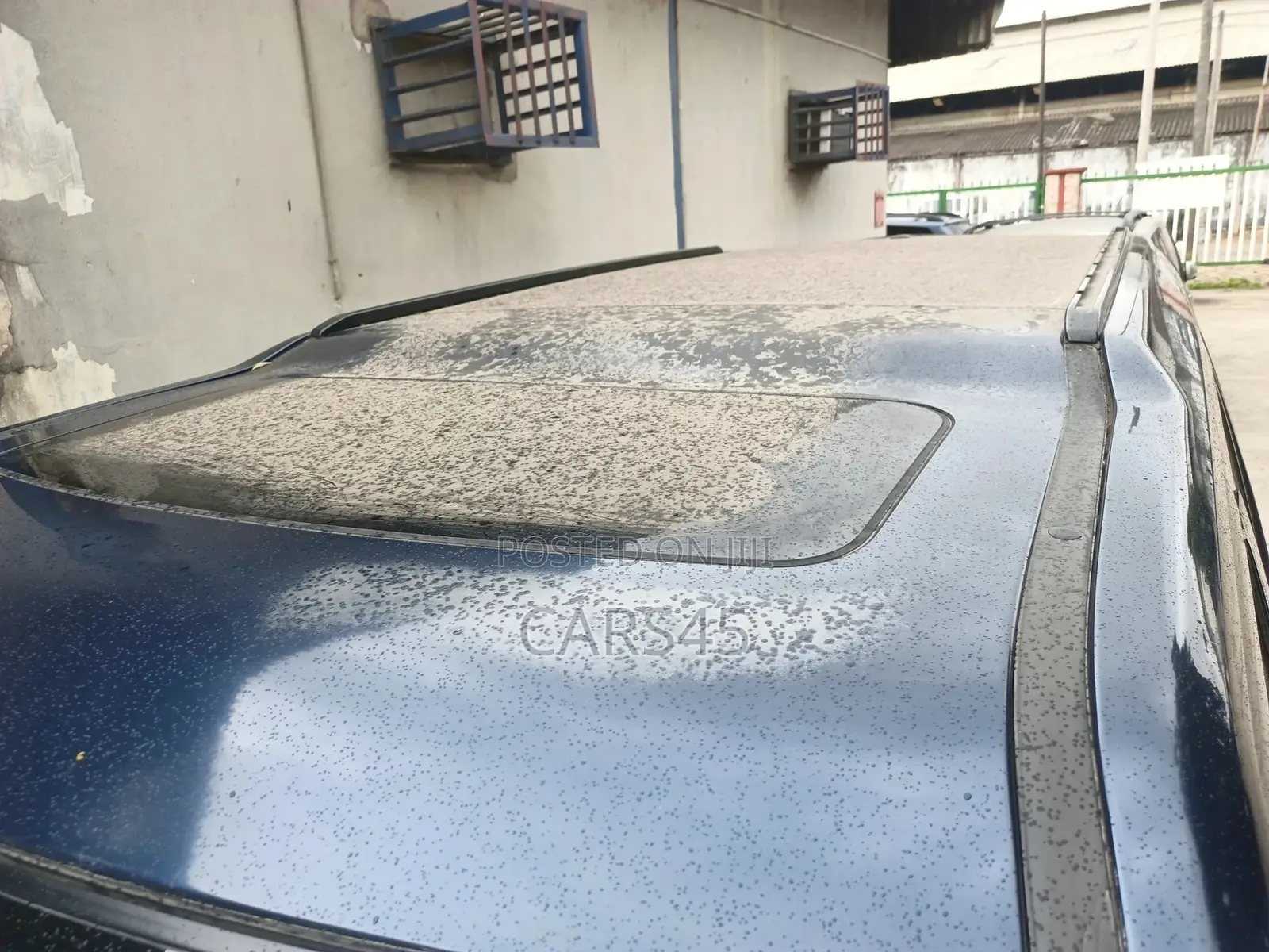 Land Rover Lr4 2013 Blue