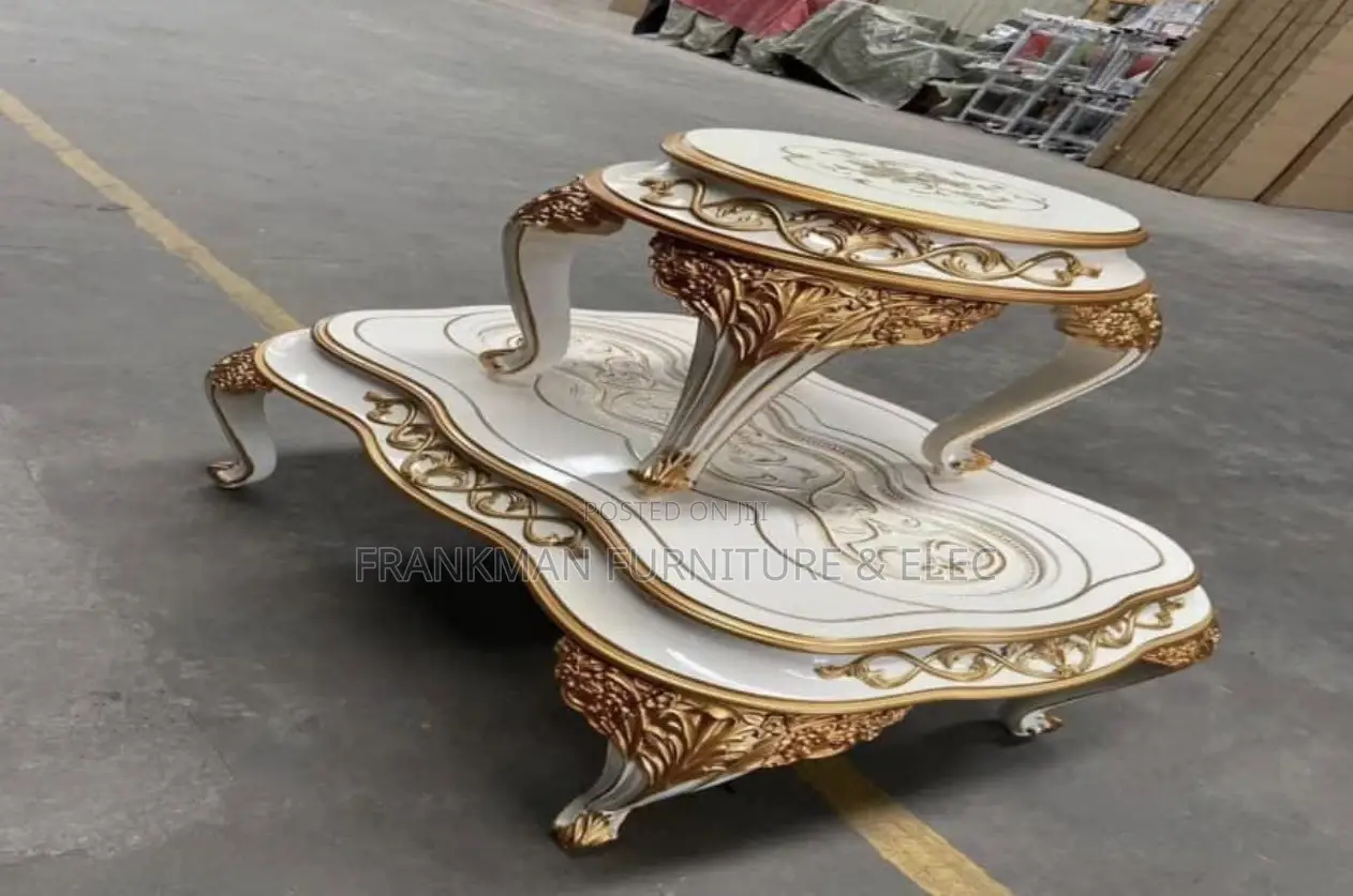 Center Tables With Chairs
