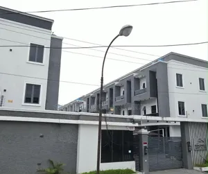 4bdrm Townhouse / Terrace in Victoria Island Extension for rent
