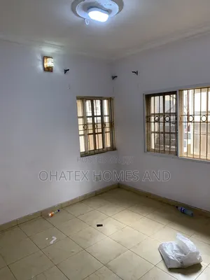 3bdrm Apartment in Babatunde Atere, for rent
