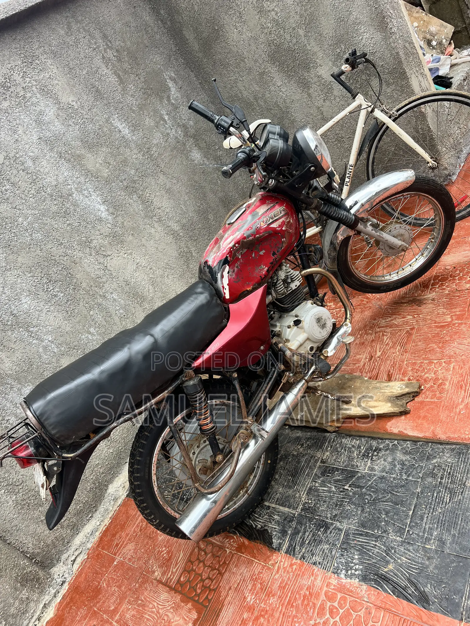 Bajaj Boxer 2020 Red
