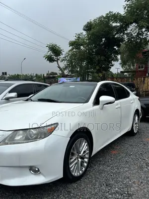 Lexus ES 350 FWD 2014 White